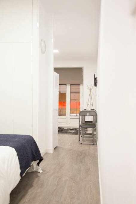 Comodo Y Agradable Estudio En Madrid Centro A5 Luaran gambar